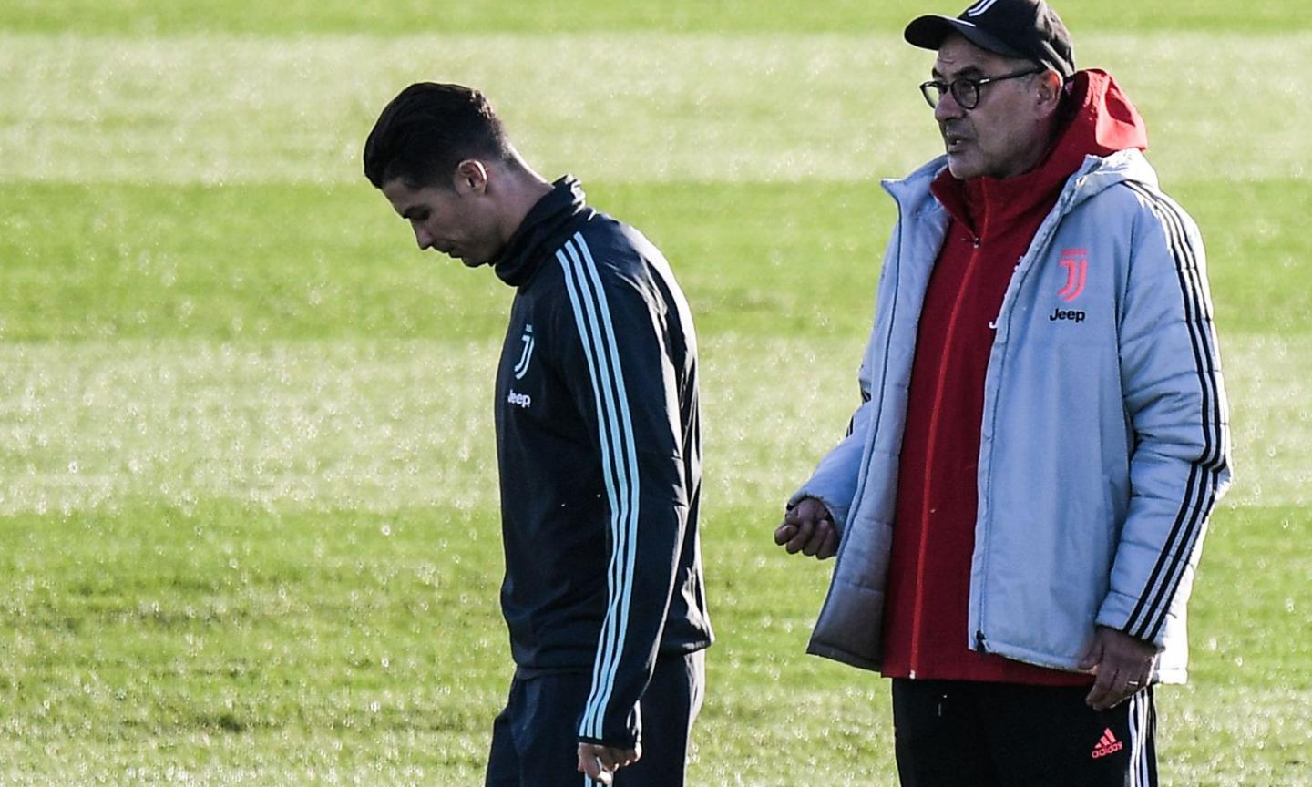 Ronaldo e Sarri: colloquio faccia a faccia prima dell'allenamento FOTO 