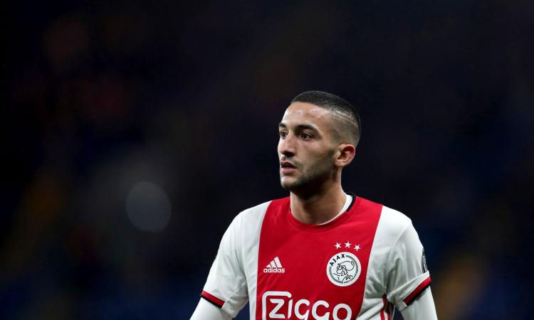 Roma e Napoli, occhi su Ziyech. Ma c'è un club che fa sul serio