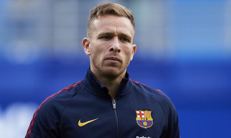 Barcellona, stop Arthur: non andrà all'Inter per Lautaro