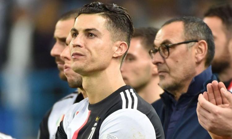 Retroscena Juve: Ronaldo e Chiellini non sopportavano Sarri. Il fumo, le parolacce e una battuta infelice...