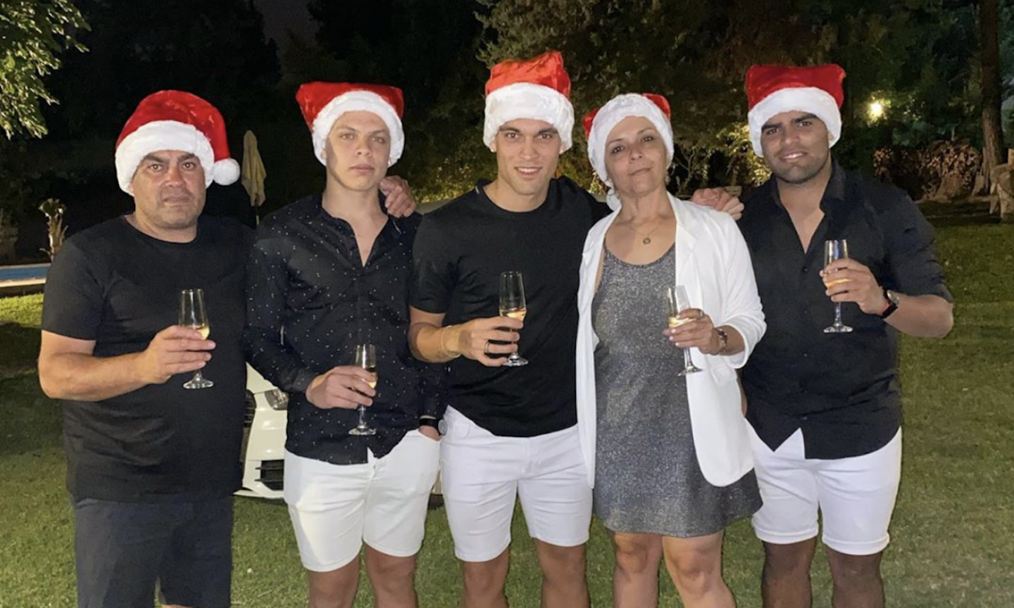 Da Ronaldo a Icardi e Lautaro: come festeggiano il Natale i calciatori? FOTO