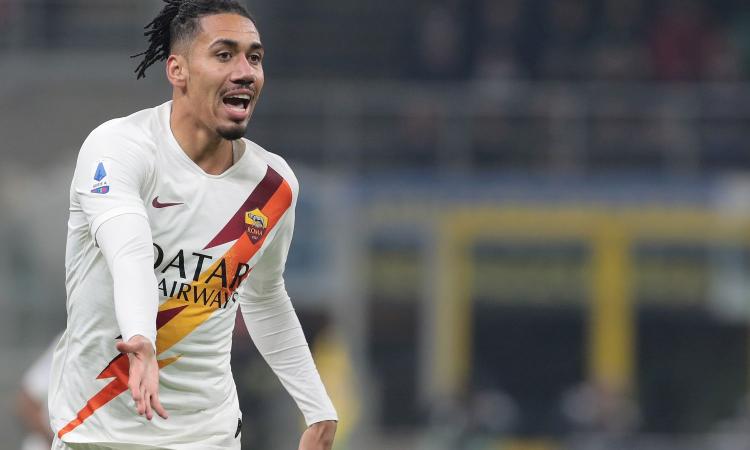 Smalling-United, è guerra fredda: l'inglese diserta lo shooting e...
