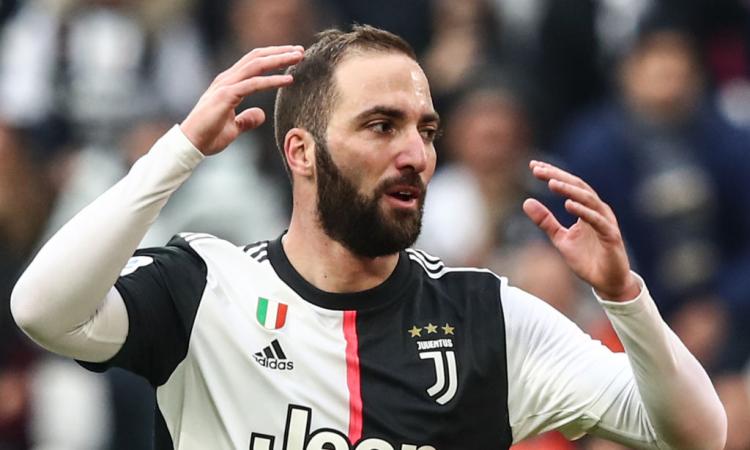 Juve: le ultime sull'infortunio di Higuain tra Spal e Lione
