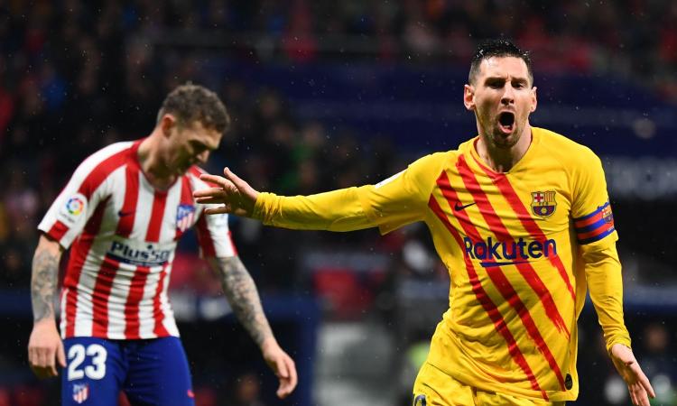 Messi batte l'Atletico e riporta il Barcellona in vetta. Non è da Pallone d'Oro, ma è due spanne sopra Ronaldo
