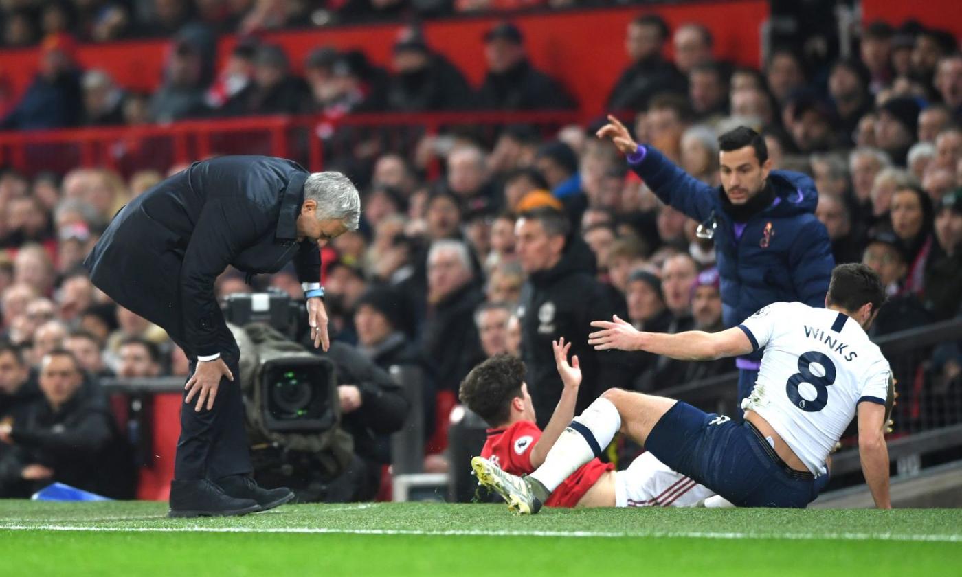 Man United-Tottenham: contrasto Winks-James, si fa male... Mourinho! FOTO