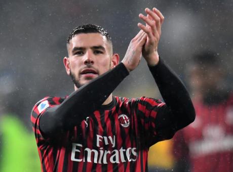 Theo Hernandez, il Milan ha avvisato gli agenti: le cifre e il valore già esploso