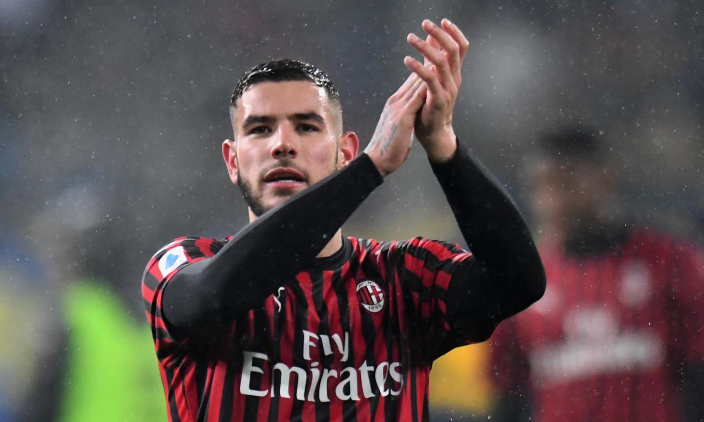 Milan, Theo Hernandez ha le idee chiare: 'Finiamo bene e ripartiamo alla grande l'anno prossimo!'