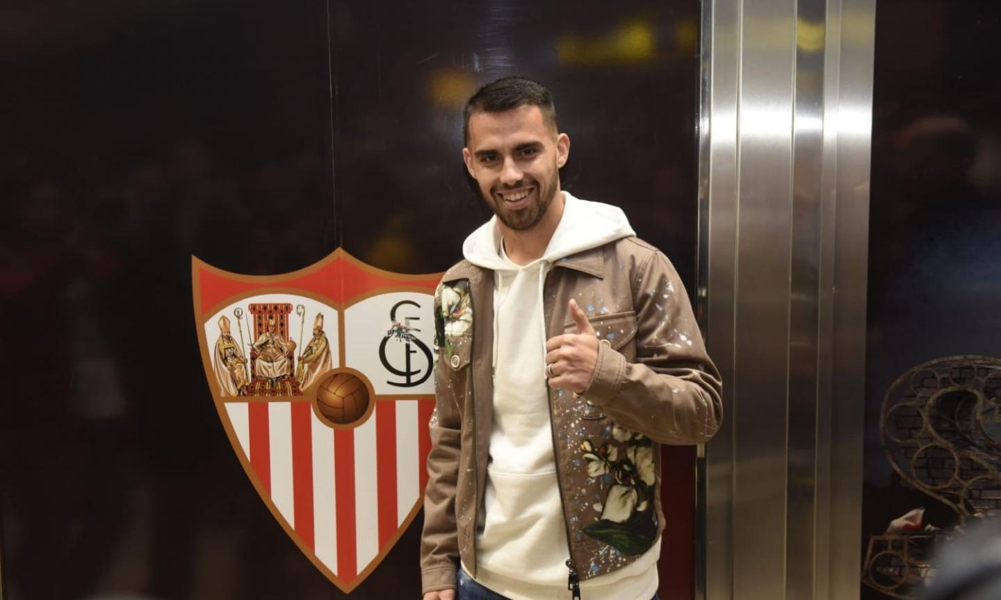 Watch: Sevilla announce signing of Suso from AC Milan