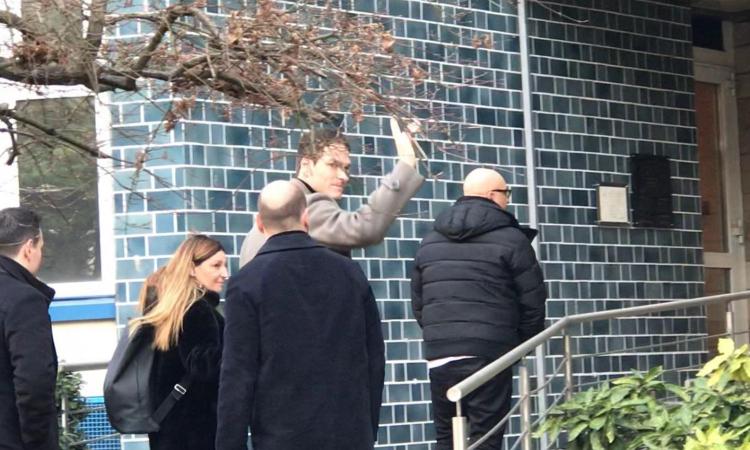 Milan, visite mediche concluse per Begovic: poi idoneità e firma in sede