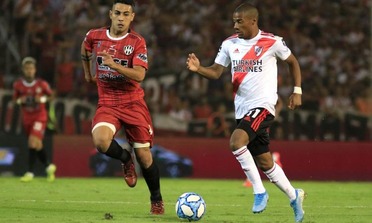 Fiorentina, sfida al Manchester United per De La Cruz