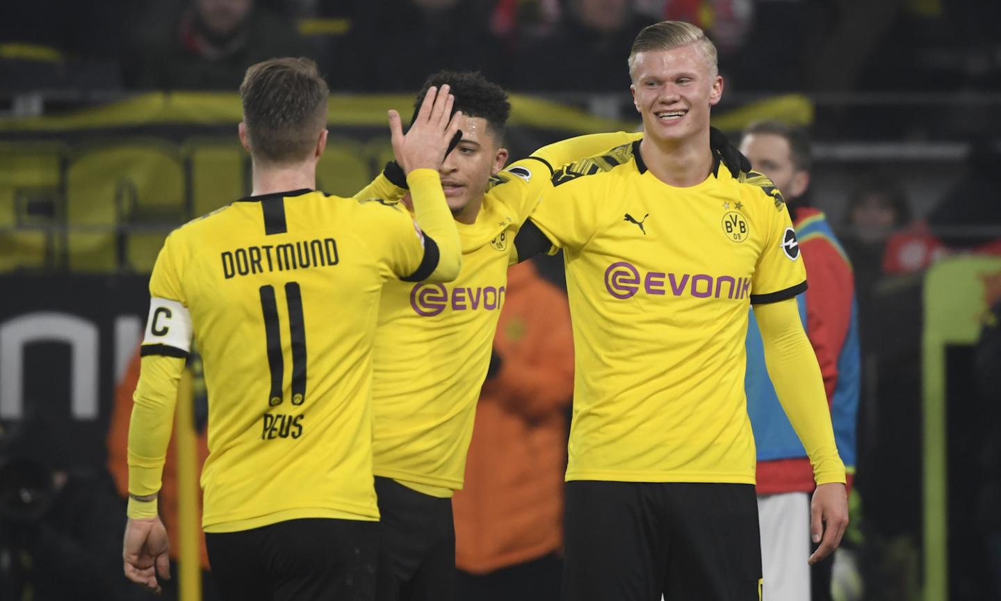 Bundesliga, Borussia Dortmund a valanga sul Colonia: 5-1 con doppietta di Haaland