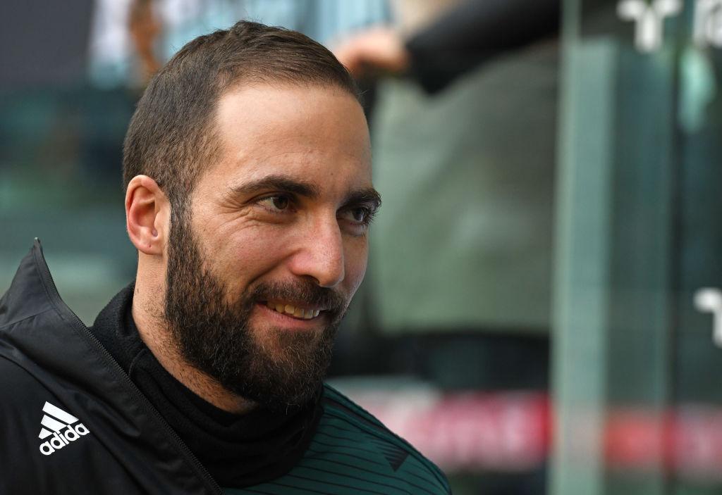 Higuain-Juve: fissato un incontro per il futuro. E Sarri...