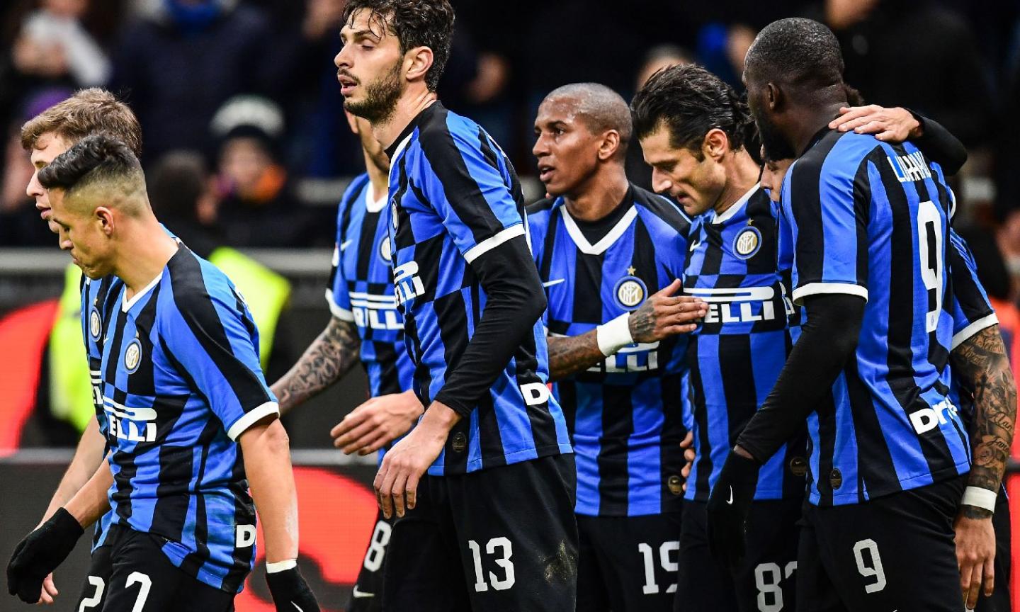 L'Inter batte 2-1 la Fiorentina e vola in semifinale di Coppa Italia contro il Napoli