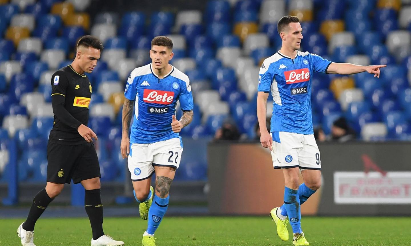 Napoli-Inter, rivivi la MOVIOLA: gol annullato a Milik, Lautaro chiede un rigore