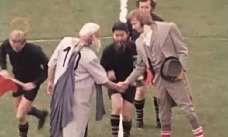 'Al mercato della schiavitù social vale di più un influencer o un calciatore?': la partita dei filosofi nel 2020
