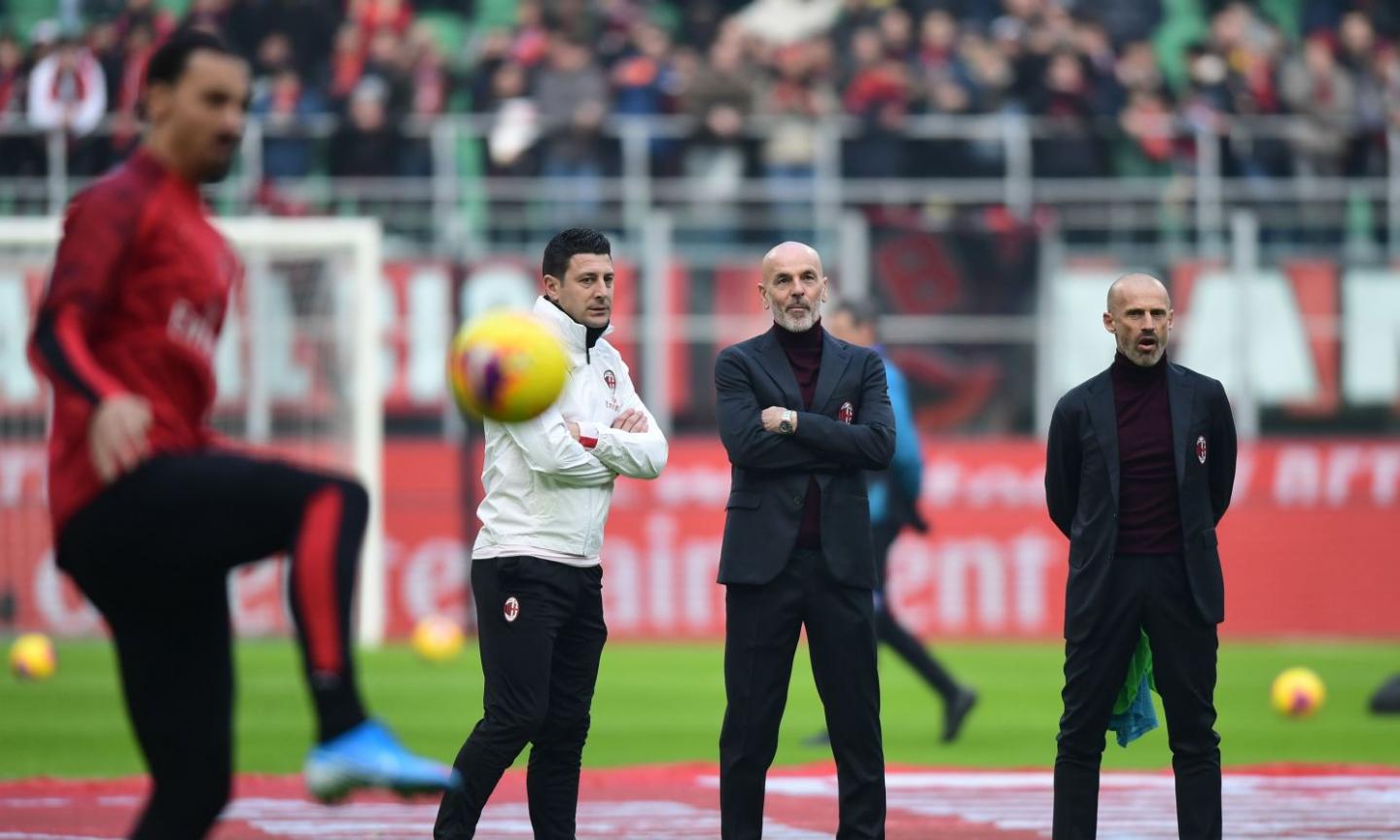 Ripresa allenamenti, il Milan aspetta: a breve screening e test di giocatori e staff, ipotesi giovedì in campo