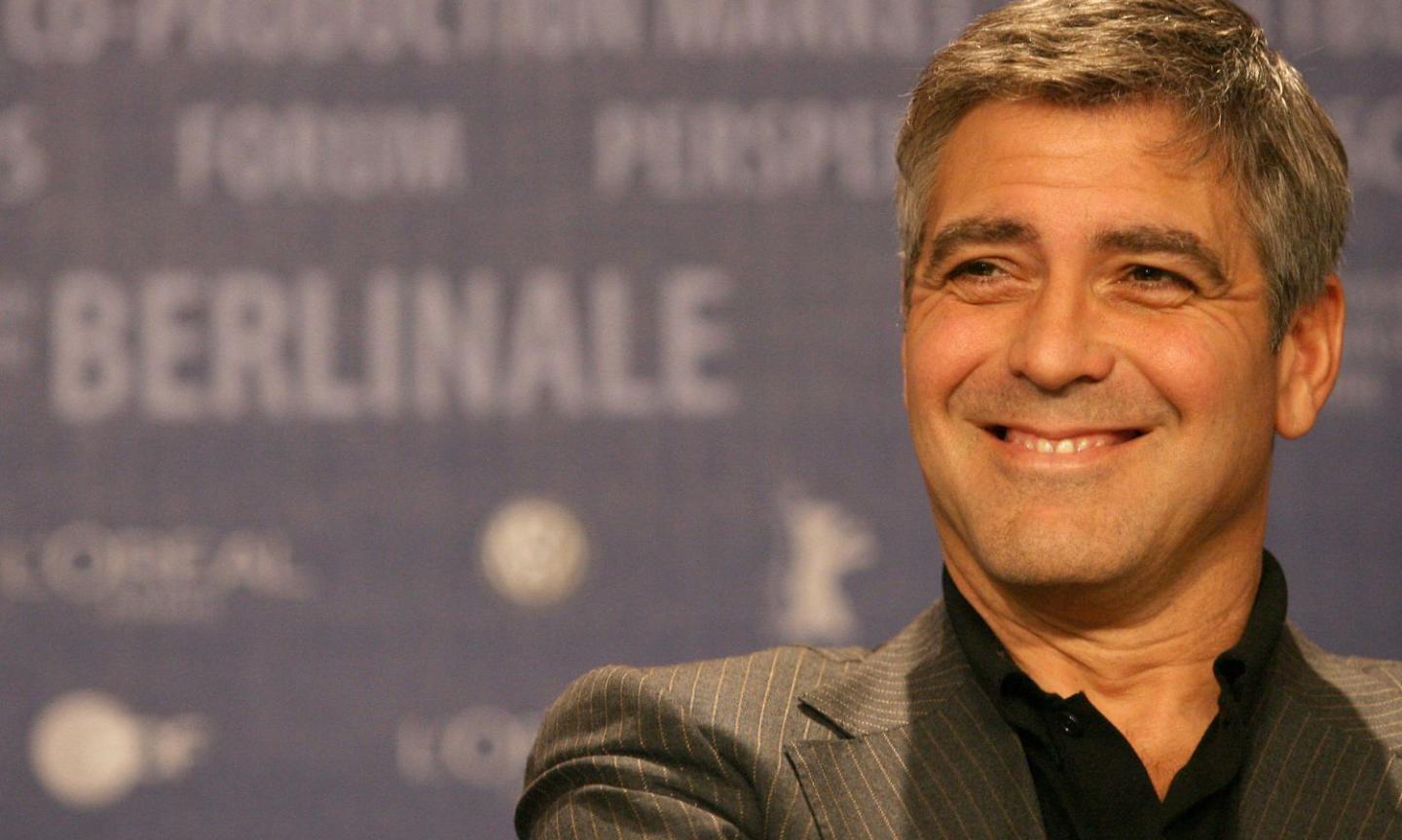 Hollywood si ribella a Trump, Clooney: '400 anni senza un vaccino contro il razzismo. Votiamo e mandiamolo a casa'