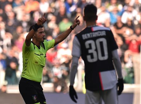 Lazio-Inter: torna Pasqua e il var è Mazzoleni. La designazione arbitrale completa