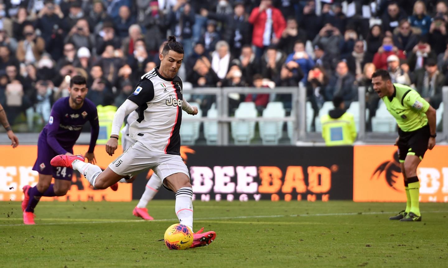 Juve, 3-0 alla Fiorentina: doppio Ronaldo su rigore e De Ligt 