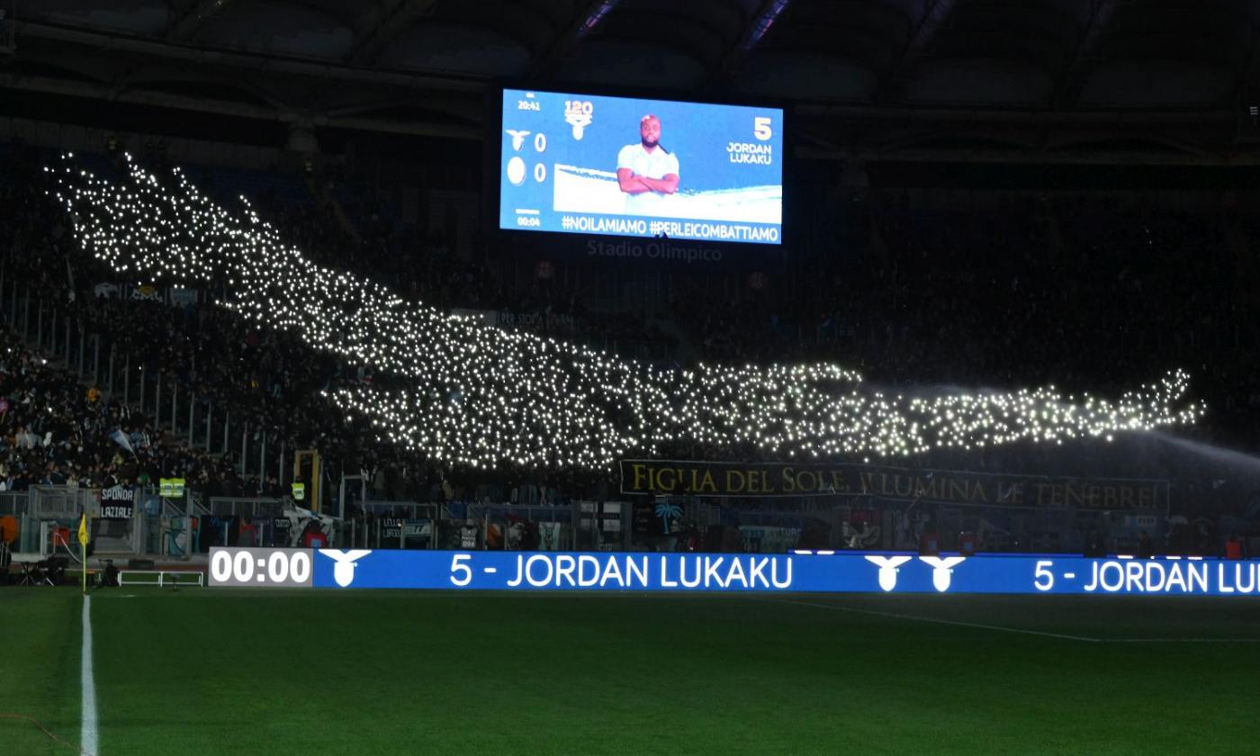 Lazio, 40mila tifosi contro il Verona e coreografia da brividi