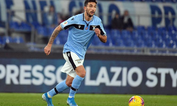 Lazio, Cataldi: 'Lavoriamo per un trofeo. Rinnovo? Spero vada tutto bene' Lazio, Cataldi: 'Lavoriamo per un trofeo. Rinnovo? Spero vada tutto bene'