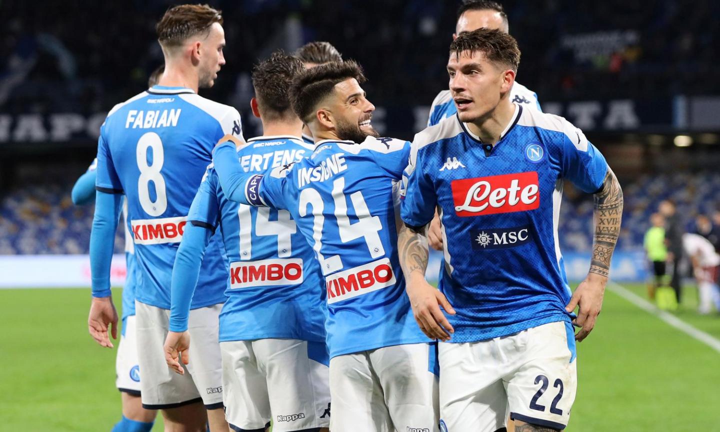 Il Napoli vince con la difesa: 2-1 al Torino, speranza Champions? GUARDA GLI HIGHLIGHTS