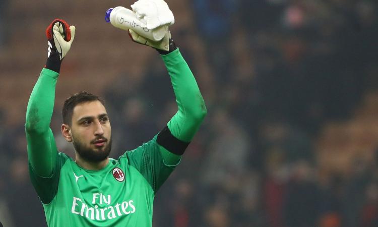 Milan, il futuro di Donnarumma è un rebus: Raiola avvisa, il Real chiama