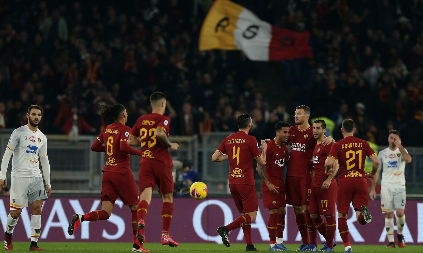 Si rialza la Roma: poker al Lecce con super Mkhitaryan! GUARDA GLI HIGHLIGHTS