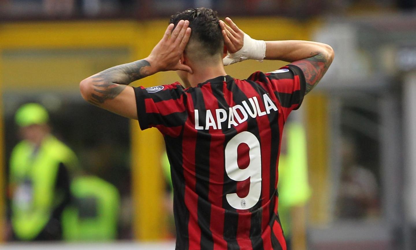 Milan, l'ex Lapadula: 'Pagherei pur di tornare a indossare la 9. Berlusconi mi ha voluto in rossonero'