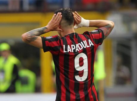 Milan, l'ex Lapadula: 'Pagherei pur di tornare a indossare la 9. Berlusconi mi ha voluto in rossonero'