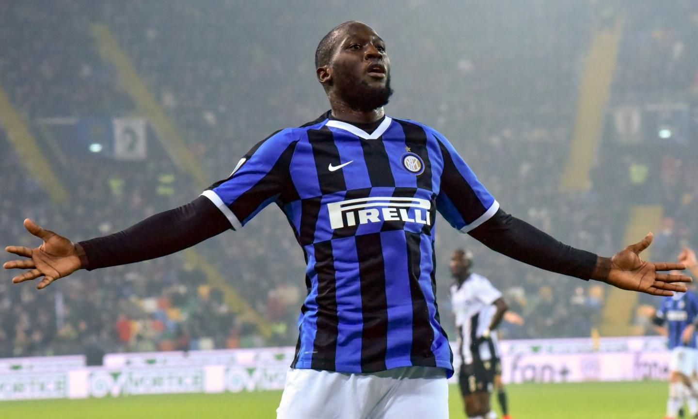 Lukaku trascina l'Inter: 2-0 all'Udinese e torna a -3 dalla Juve