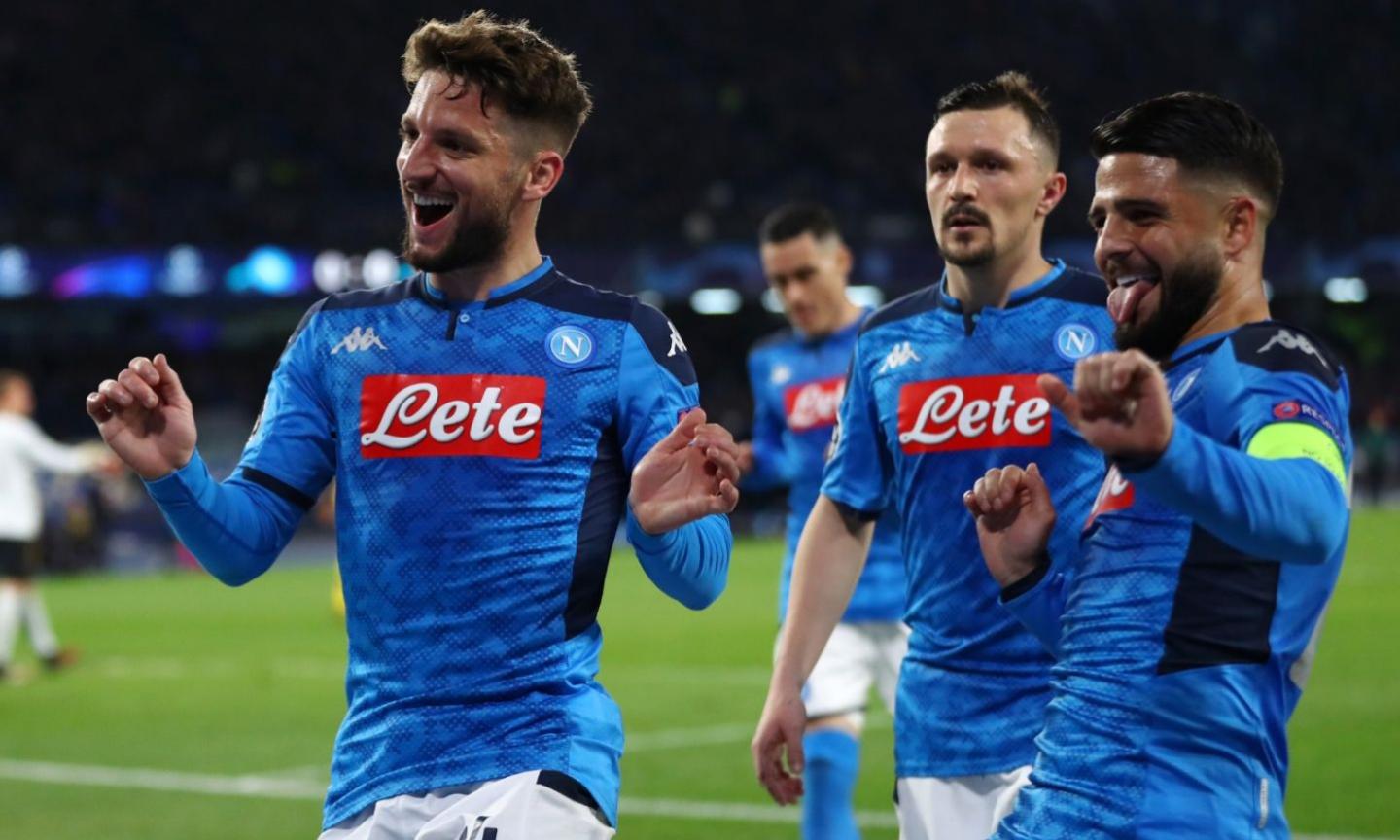 Napoli, quel like di Mertens al post che chiede il rinnovo