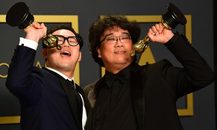 Oscar 2020: miglior film Parasite del sudocreano Bong Joon Ho, festeggia l'Inter FOTO