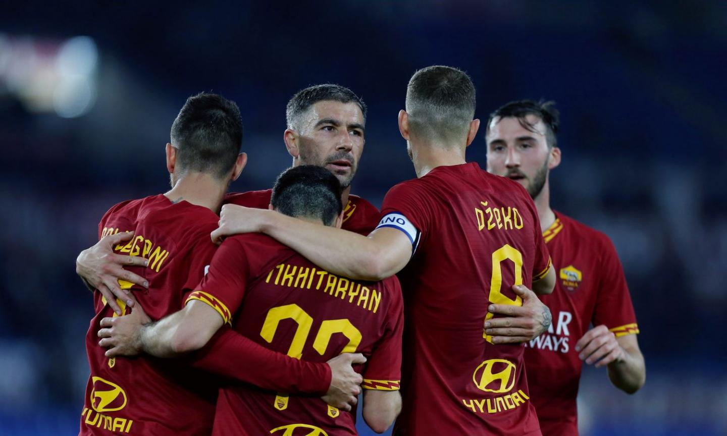 Roma 'meglio di Juve e Inter', Kolarov gol e fischi. Liverani, che sberla!