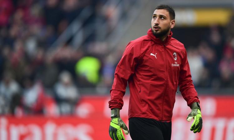 Il blitz milanese di Raiola, la clausola e il nuovo ingaggio: il piano del Milan per il rinnovo di Donnarumma
