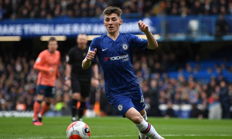Napoli, occhi su un centrocampista del Chelsea