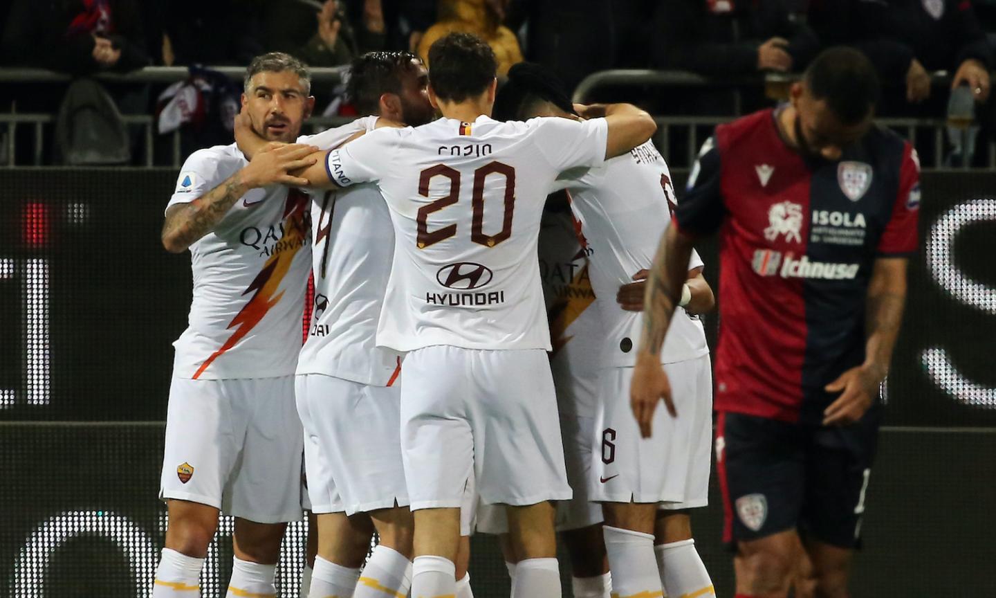 Roma, pazzo 4-3 al Cagliari: gol, un rigore sbagliato e la doppietta di Kalinic GUARDA GLI HIGHLIGHTS