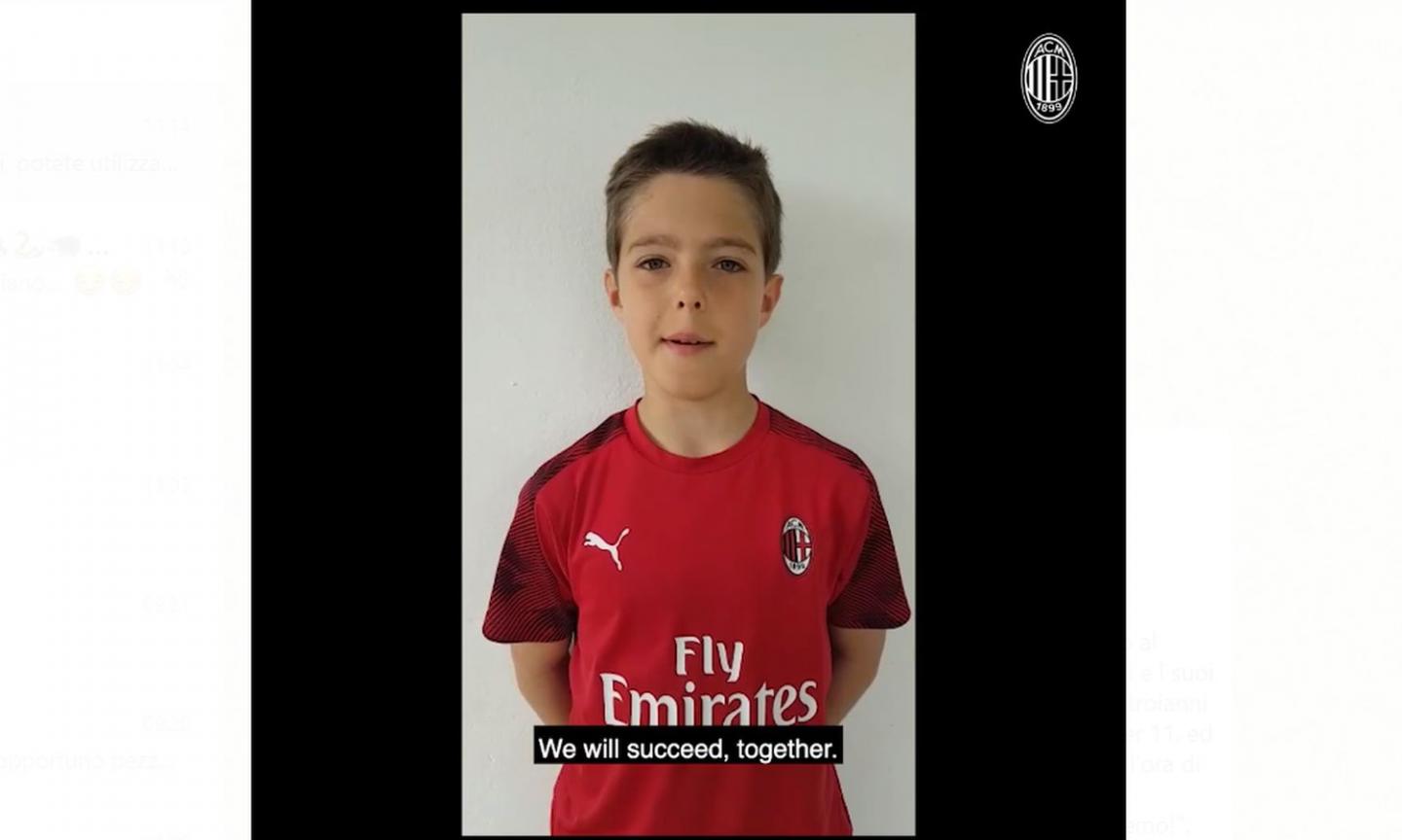 'Ciao Italia, insieme ce la faremo': il messaggio di speranza del baby giocatore del Milan VDEO