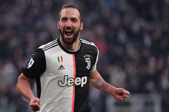 Juve: ipotesi scambio per Higuain