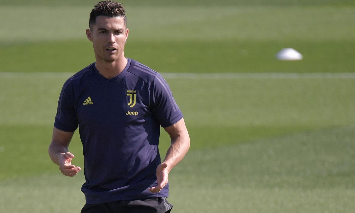 Juve, Ronaldo si allena a parte