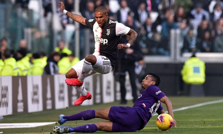 Juve, Douglas Costa diventa pedina di scambio: spunta l'Atletico Madrid