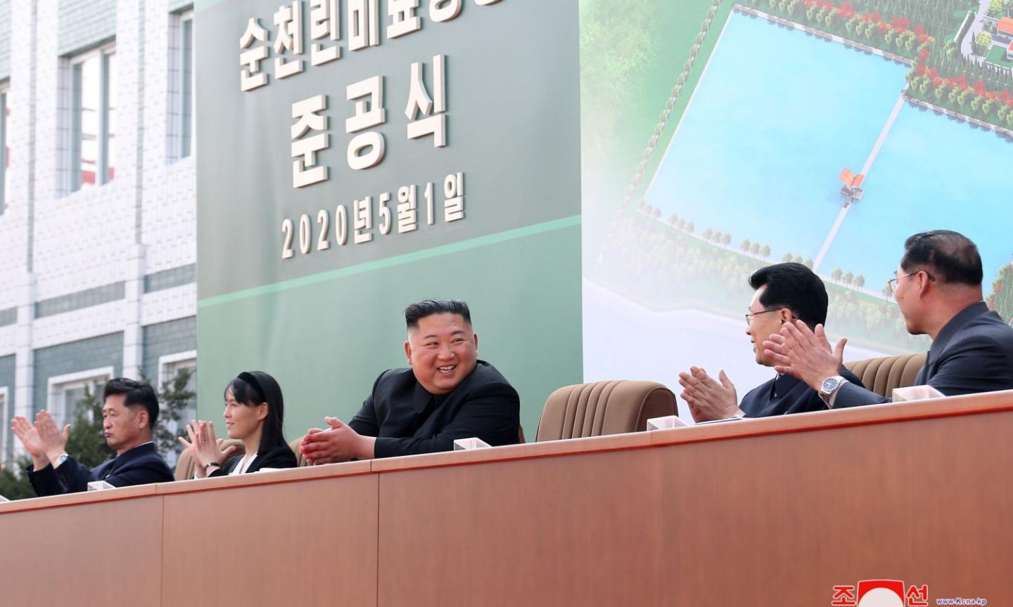 Corea del Nord: Kim Jong-un riappare dopo tre settimane di assenza