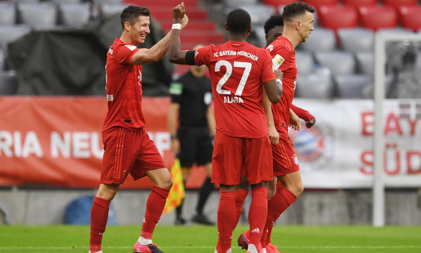 Bundesliga, il Bayern non sbaglia: 5-2 all'Eintracht e torna a +4 sul Dortmund