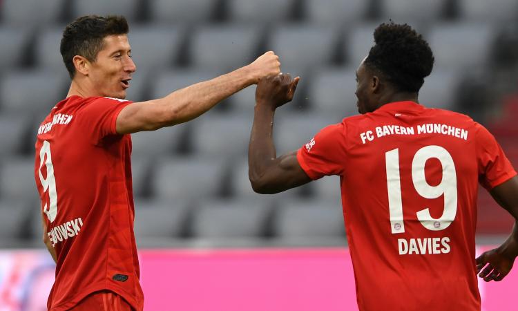 Bayern a valanga, cinque gol al Fortuna. Lewandowski mostruoso: doppietta da fenomeno