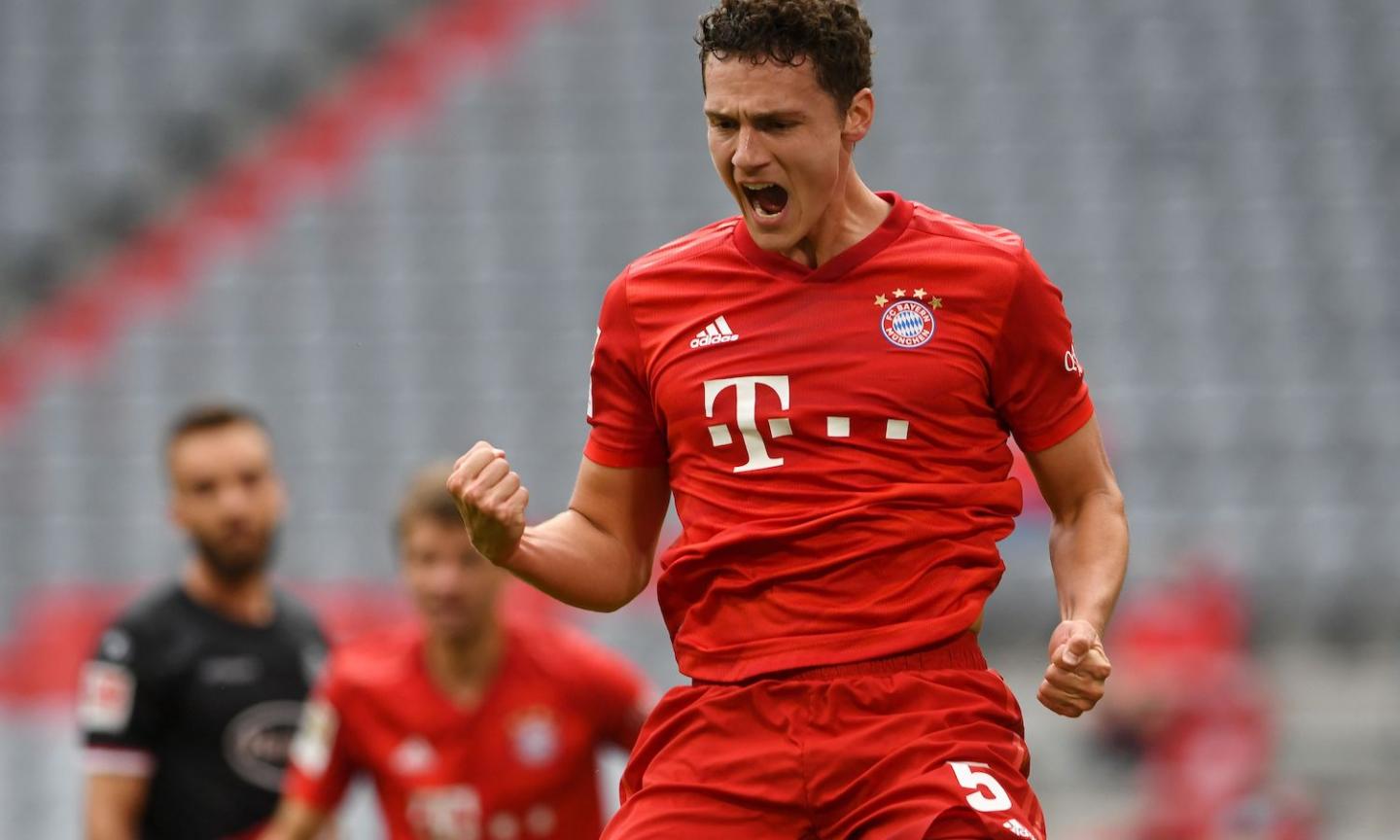 Bayern, Pavard: gol in mezza rovesciata volante VIDEO