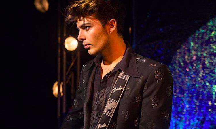 The Kolors, l'annuncio di Stash: 'Diventerò papà!'. Il VIDEO e i social scatenati: chi è la mamma?
