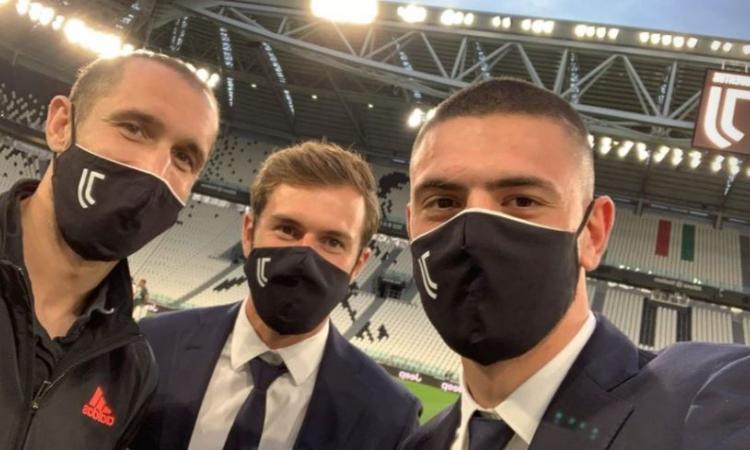 Juve, indizio nella foto di Demiral: spunta la difesa a 3?