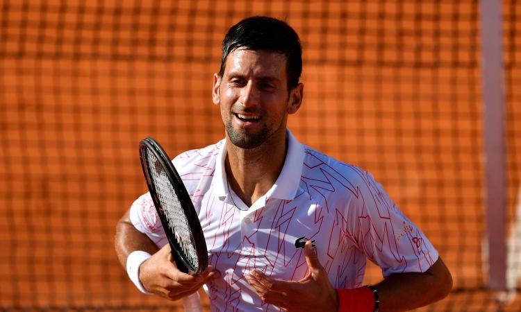 Djokovic 'stimolato' dai miti del calcio VIDEO