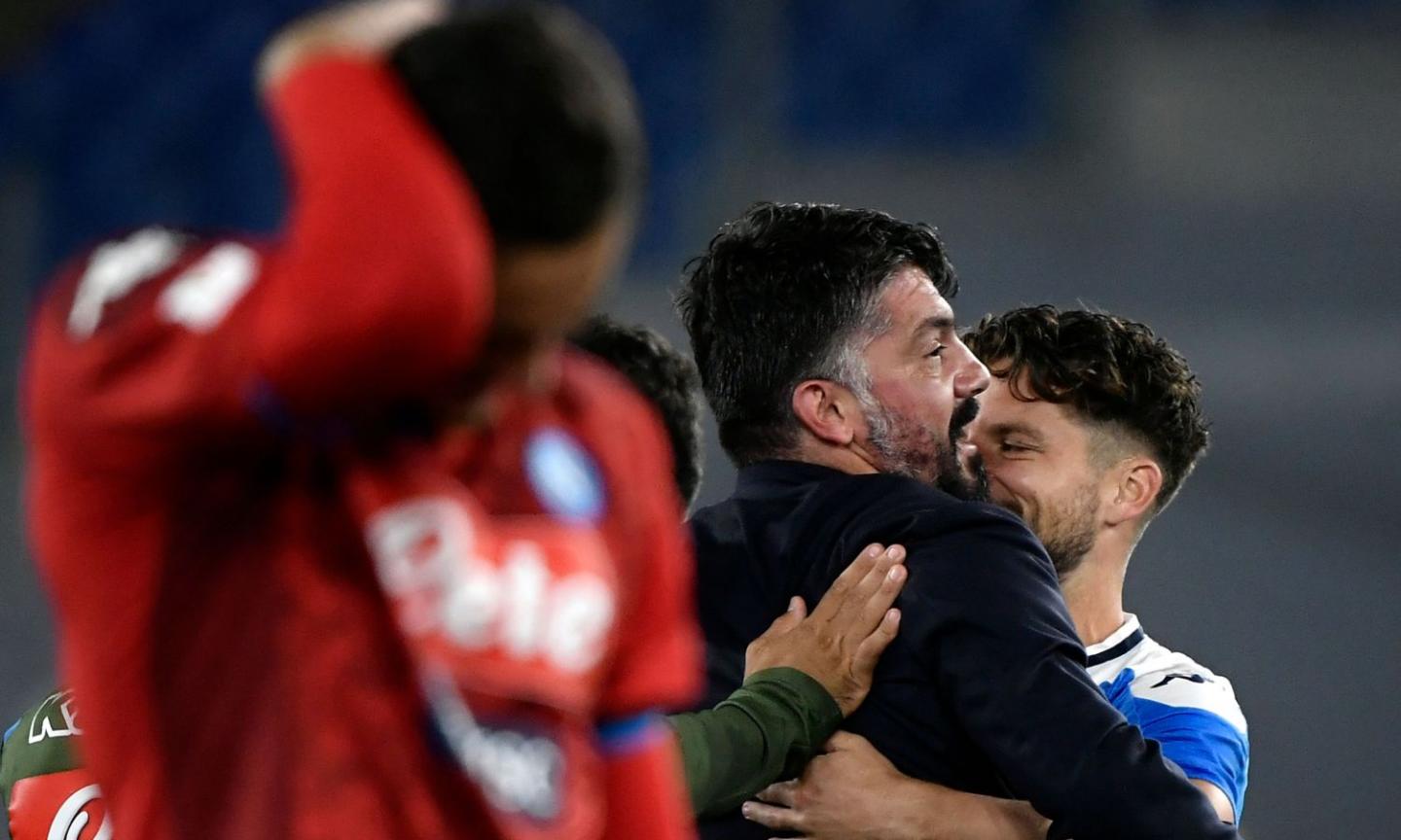 Napoli pazza di gioia: l'arrivo ad Afragola alle 4 e la festa di Gattuso e giocatori con i tifosi VIDEO