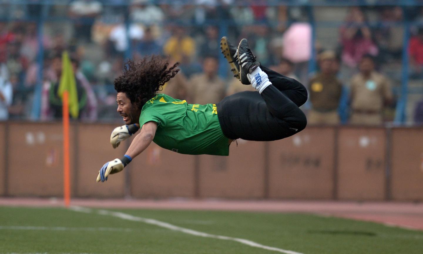 Higuita, il colpo delle scorpione e le amicizie pericolose: fedele a Escobar, tradì la Colombia a Italia '90